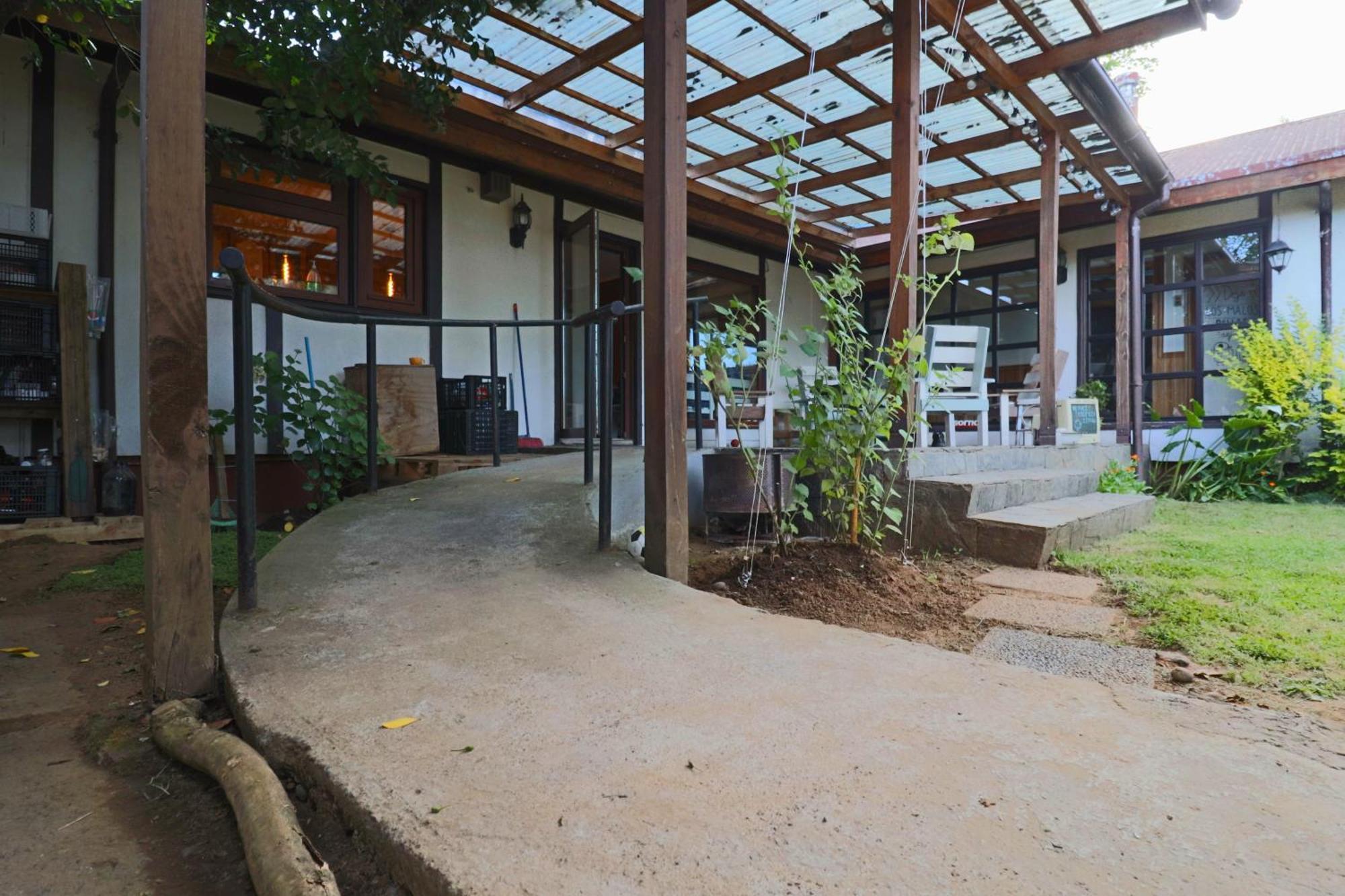 Punto Rockstar Osorno Bed & Breakfast Exterior photo